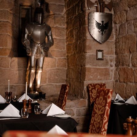 Dalhousie Castle Hotel Bonnyrigg Ngoại thất bức ảnh
