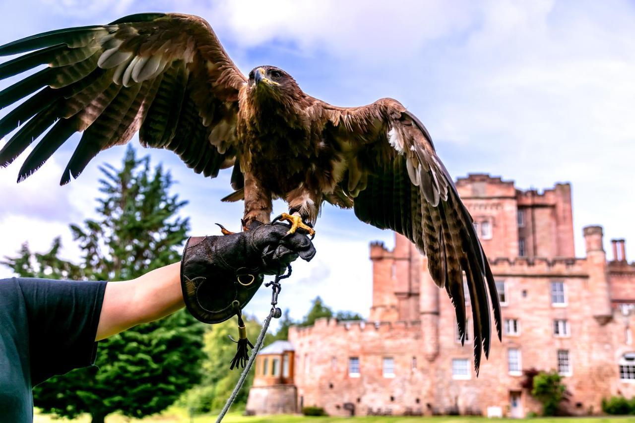 Dalhousie Castle Hotel Bonnyrigg Ngoại thất bức ảnh