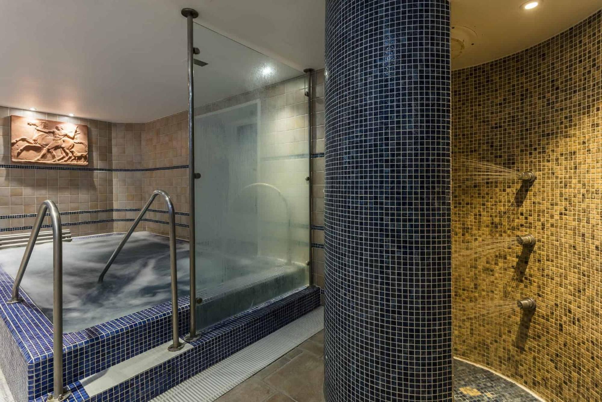 Dalhousie Castle Hotel Bonnyrigg Ngoại thất bức ảnh